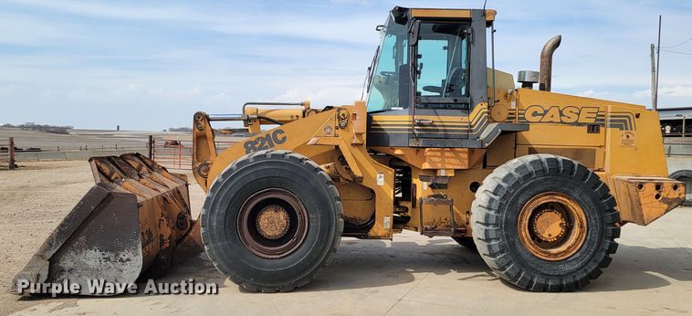 image for item LV9505 2000 Case 821C  wheel loader