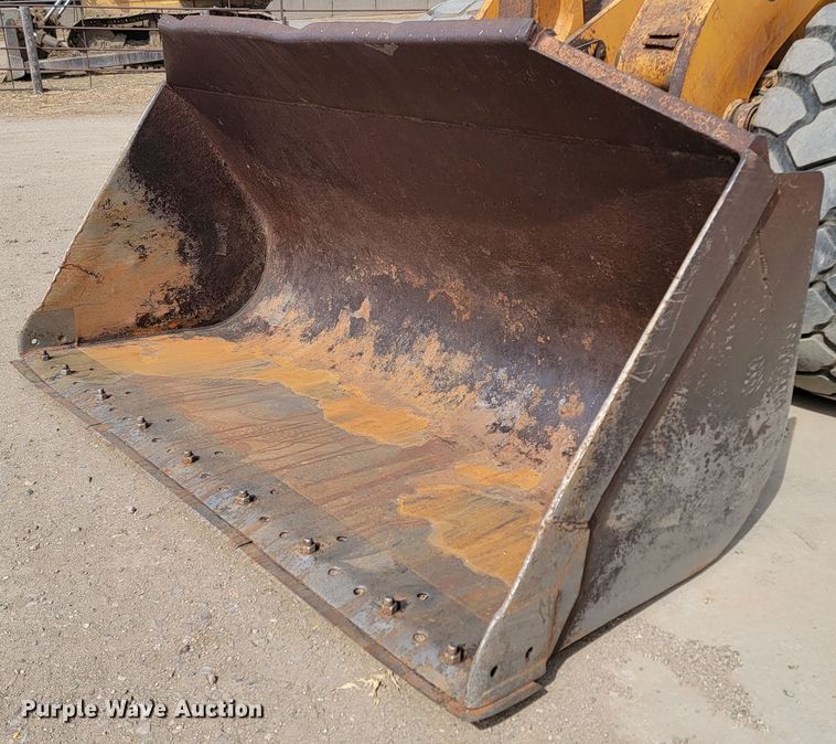 image for item LV9505 2000 Case 821C  wheel loader