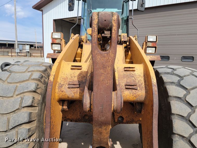image for item LV9505 2000 Case 821C  wheel loader