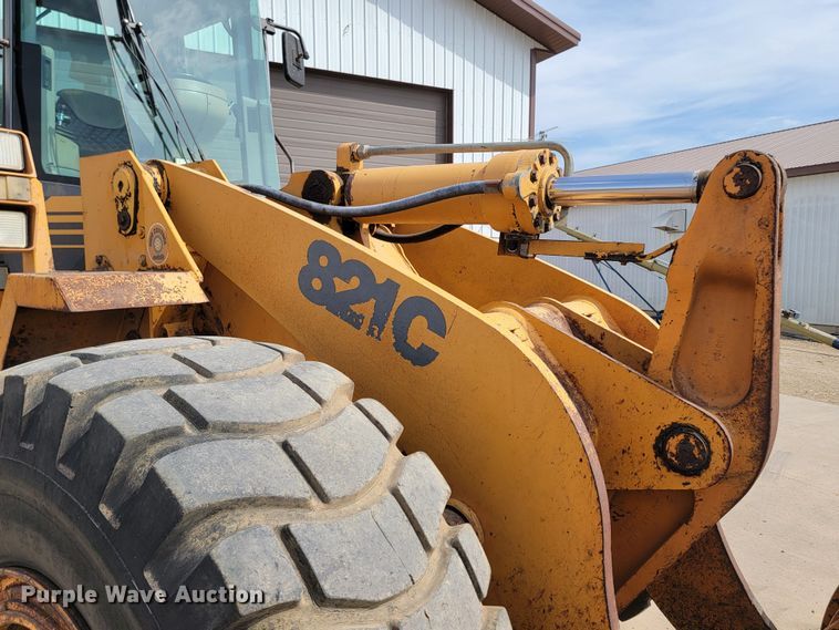 image for item LV9505 2000 Case 821C  wheel loader