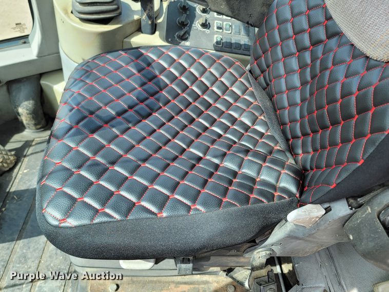 image for item LV9505 2000 Case 821C  wheel loader