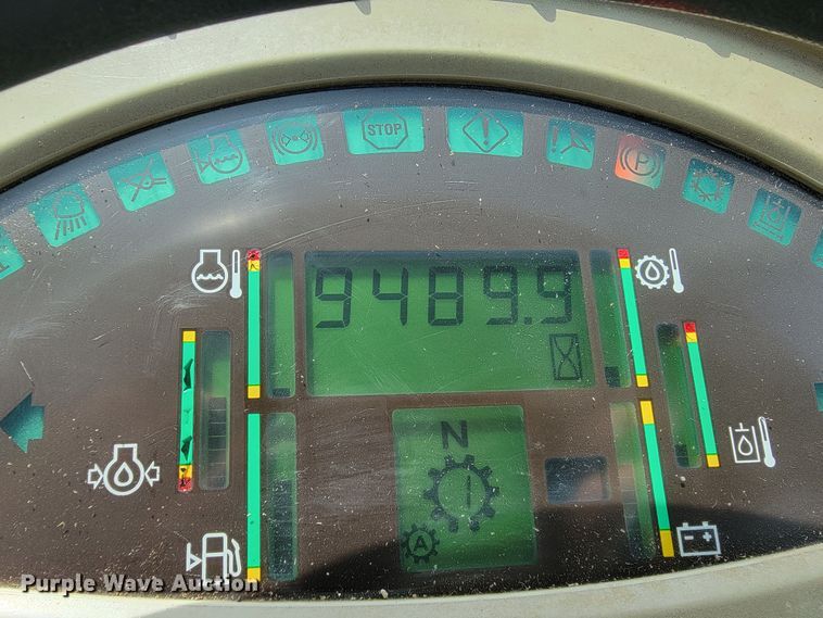 image for item LV9505 2000 Case 821C  wheel loader