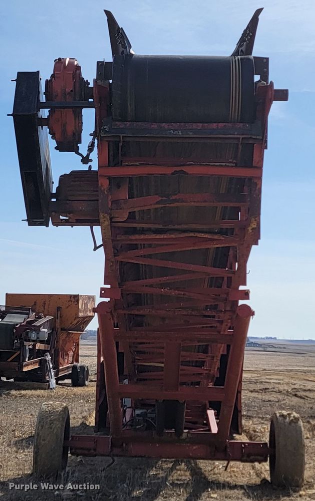 image for item LV9512 Nordberg  dozer trap conveyor