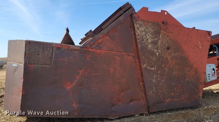 image for item LV9512 Nordberg  dozer trap conveyor