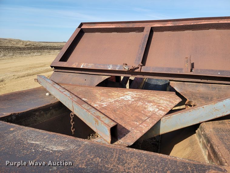 image for item LV9512 Nordberg  dozer trap conveyor