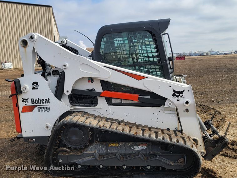 image for item LV9514 2019 Bobcat T770  tracked skid steer loader