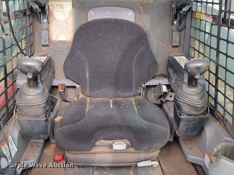 image for item LV9514 2019 Bobcat T770  tracked skid steer loader