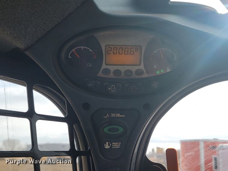 image for item LV9514 2019 Bobcat T770  tracked skid steer loader