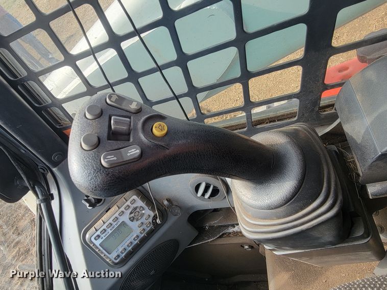 image for item LV9514 2019 Bobcat T770  tracked skid steer loader