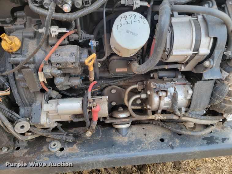 image for item LV9514 2019 Bobcat T770  tracked skid steer loader