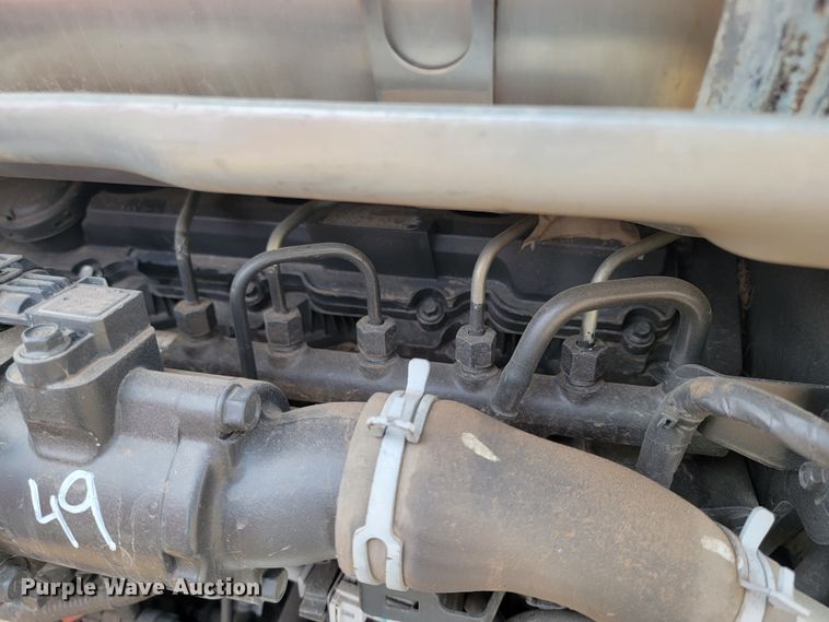 image for item LV9514 2019 Bobcat T770  tracked skid steer loader