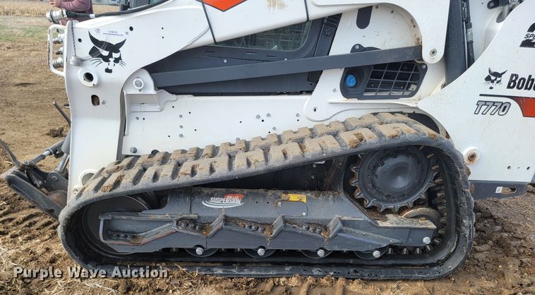 image for item LV9514 2019 Bobcat T770  tracked skid steer loader