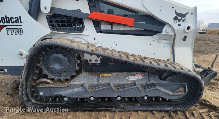 image for item LV9514 2019 Bobcat T770  tracked skid steer loader