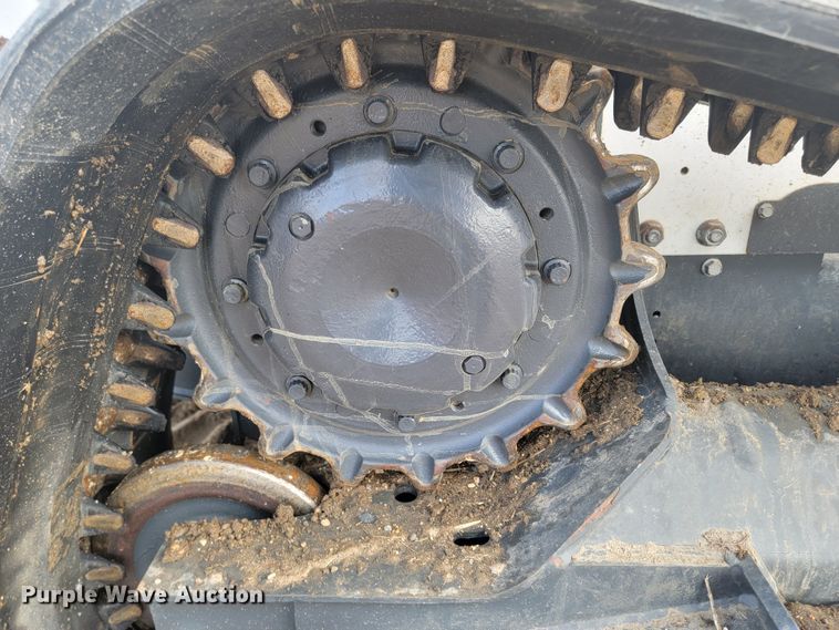 image for item LV9514 2019 Bobcat T770  tracked skid steer loader