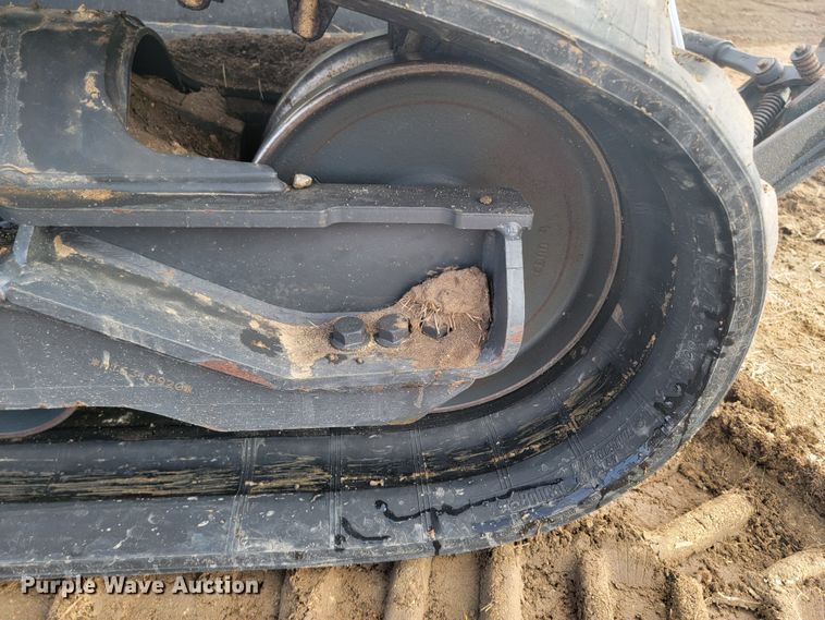 image for item LV9514 2019 Bobcat T770  tracked skid steer loader