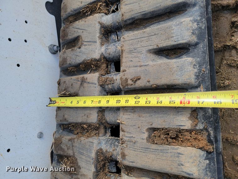 image for item LV9514 2019 Bobcat T770  tracked skid steer loader