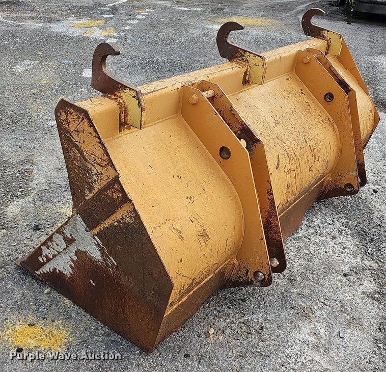 image for item MB9930 Case 141473A1  bucket