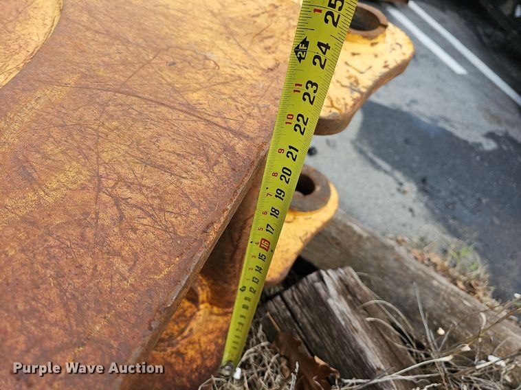 image for item MB9932 (2) backhoe buckets