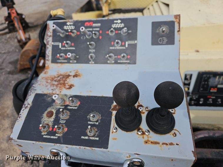 image for item MB9933 Mauldin 1750-C  paver