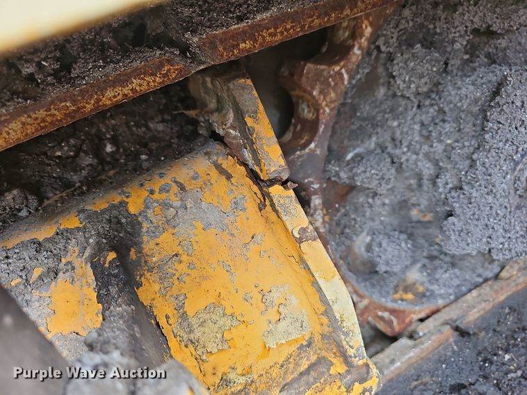 image for item MB9933 Mauldin 1750-C  paver