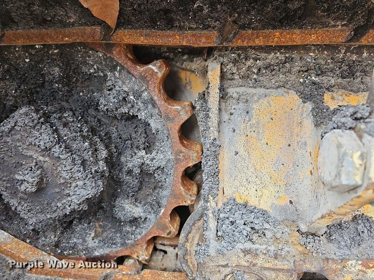 image for item MB9933 Mauldin 1750-C  paver