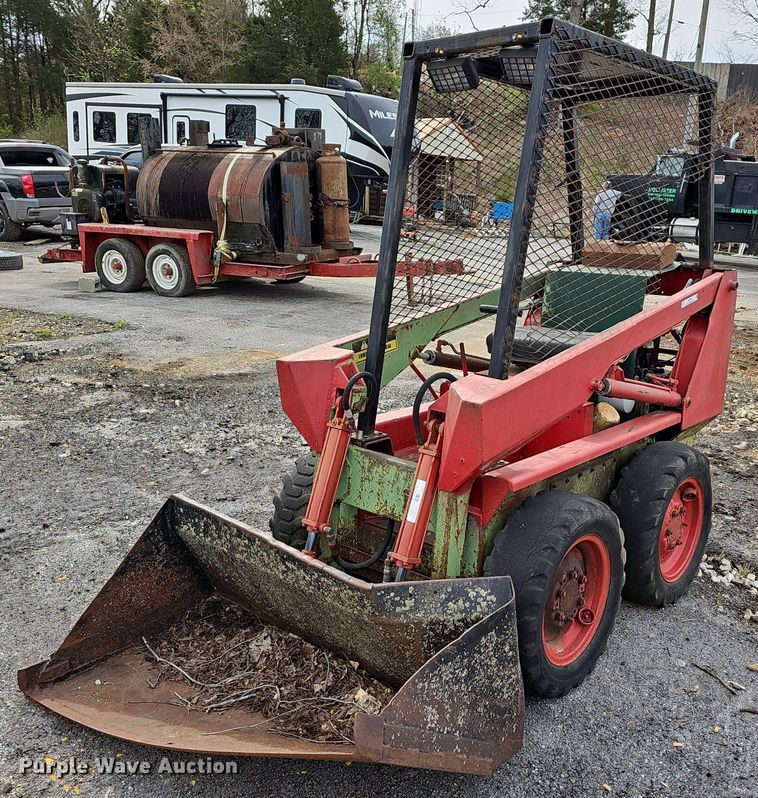 image for item MB9934 Owatonna  skid steer loader