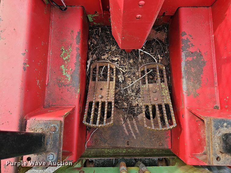 image for item MB9934 Owatonna  skid steer loader