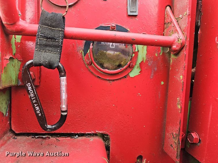 image for item MB9934 Owatonna  skid steer loader