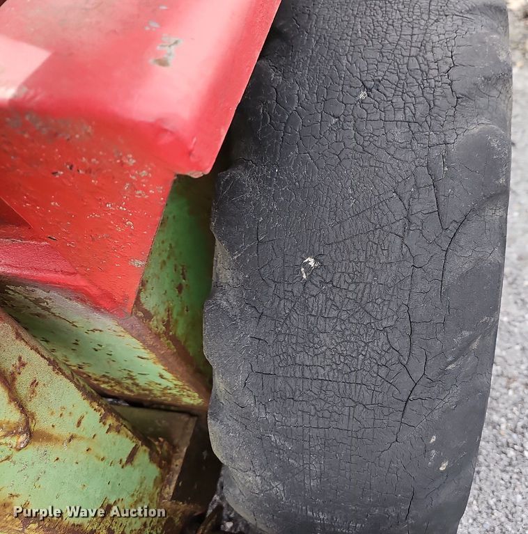 image for item MB9934 Owatonna  skid steer loader