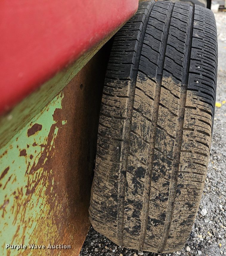 image for item MB9934 Owatonna  skid steer loader