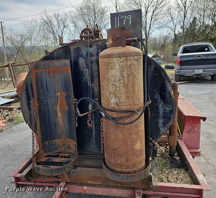 image for item MB9935 Pot hole patcher