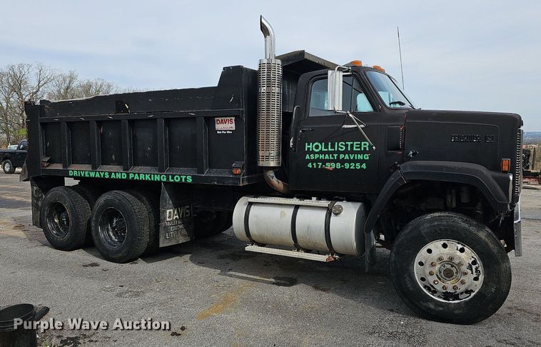 image for item MB9937 1981 GMC Brigadier  dump truck