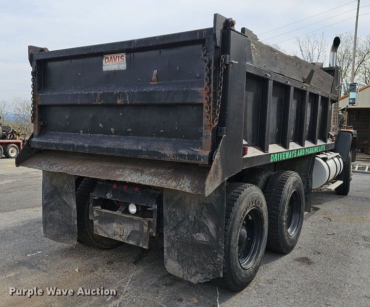 image for item MB9937 1981 GMC Brigadier  dump truck