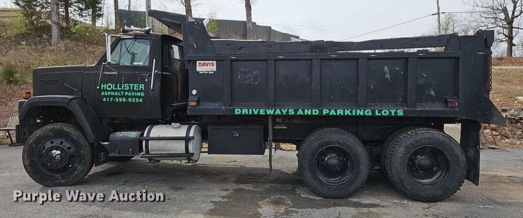 image for item MB9937 1981 GMC Brigadier  dump truck