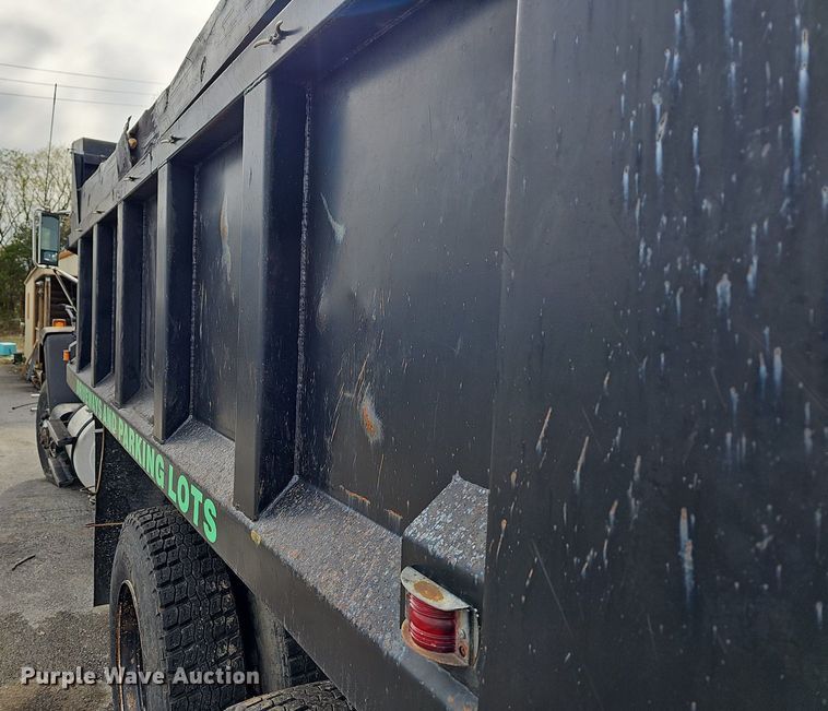 image for item MB9937 1981 GMC Brigadier  dump truck