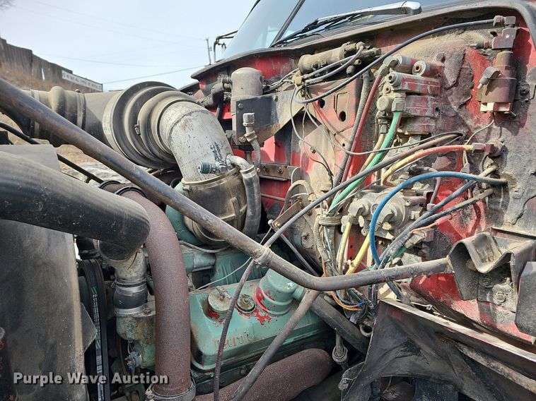 image for item MB9937 1981 GMC Brigadier  dump truck