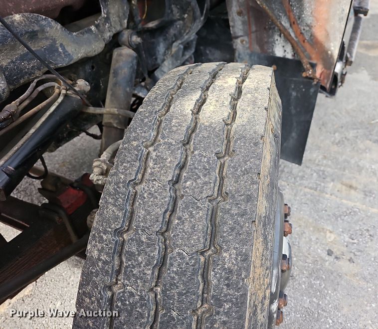 image for item MB9937 1981 GMC Brigadier  dump truck