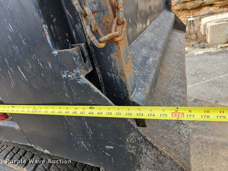 image for item MB9937 1981 GMC Brigadier  dump truck