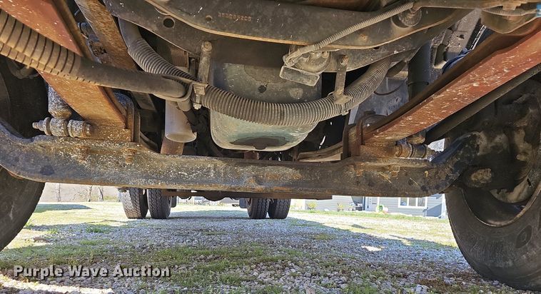 image for item MB9955 2007 International 4300  vacuum truck