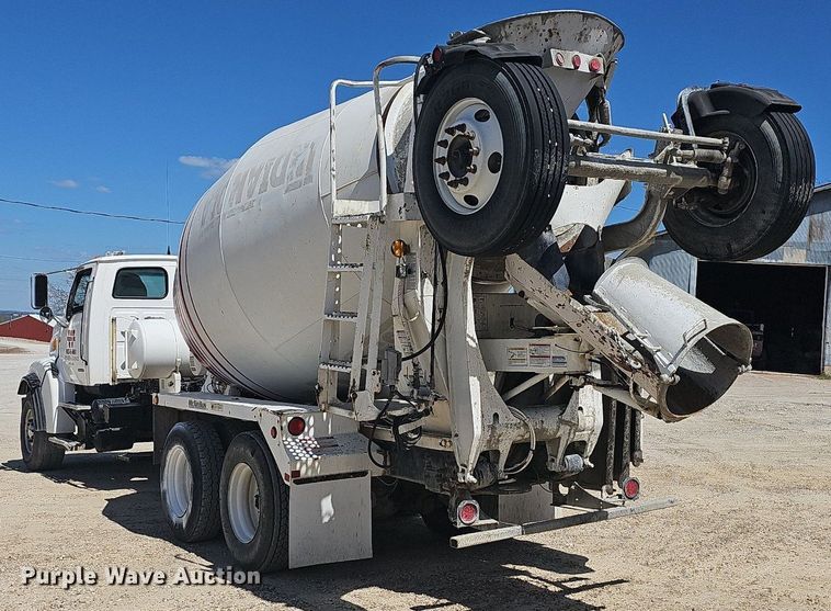 image for item MB9956 2001 Sterling LT9500  ready mix truck