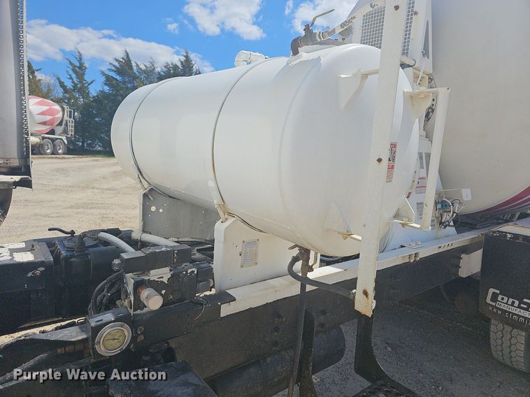 image for item MB9956 2001 Sterling LT9500  ready mix truck