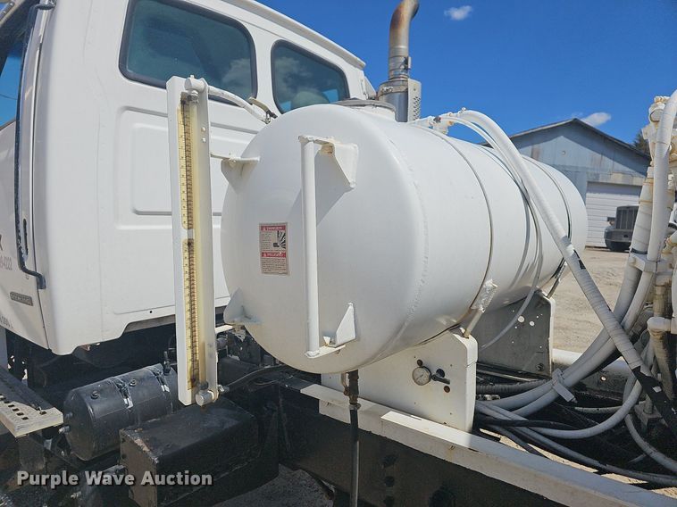 image for item MB9956 2001 Sterling LT9500  ready mix truck