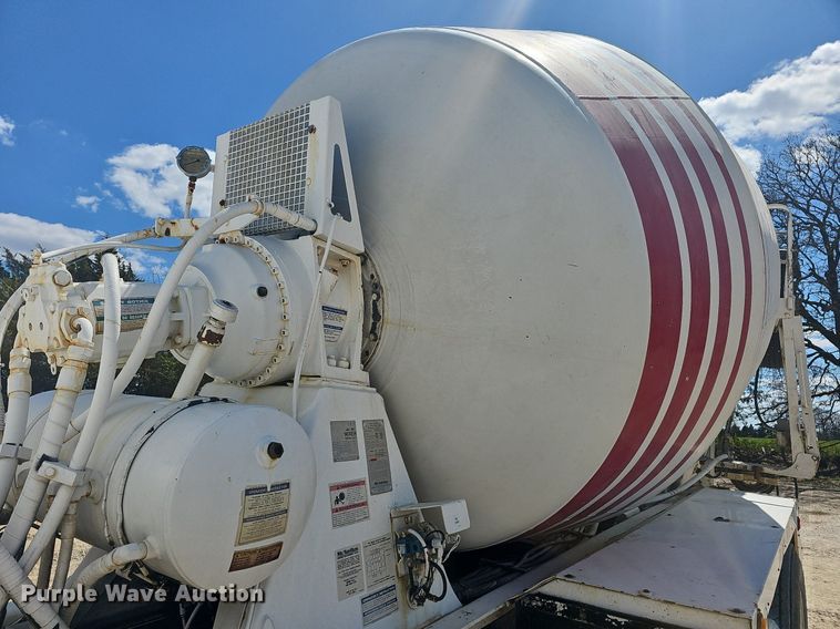 image for item MB9956 2001 Sterling LT9500  ready mix truck