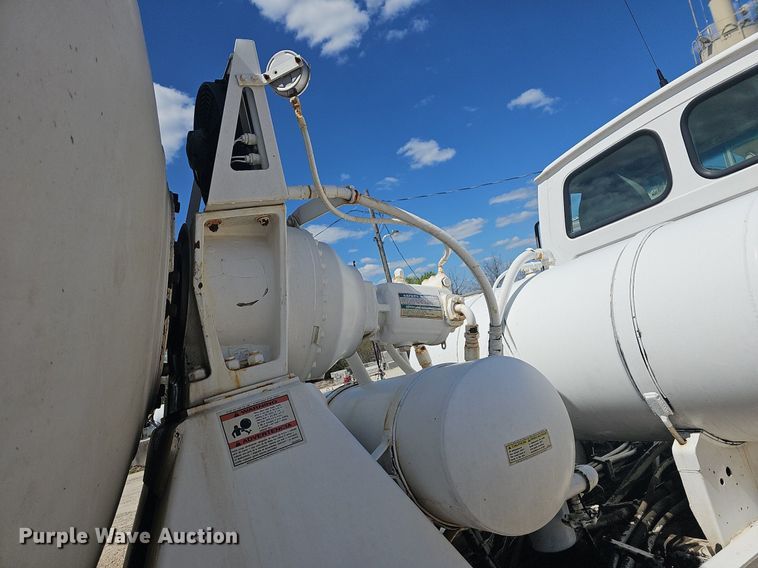 image for item MB9956 2001 Sterling LT9500  ready mix truck