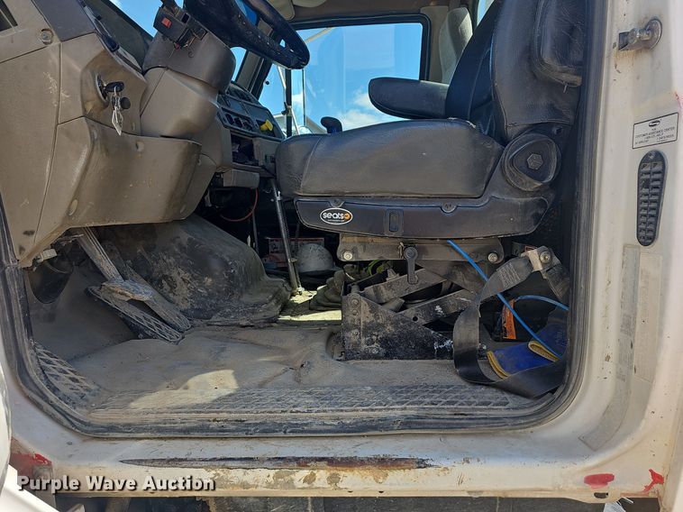 image for item MB9956 2001 Sterling LT9500  ready mix truck