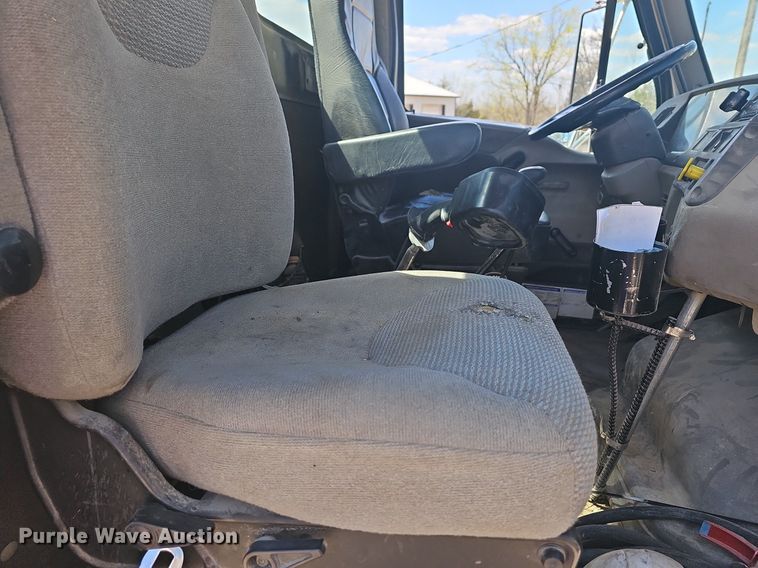 image for item MB9956 2001 Sterling LT9500  ready mix truck