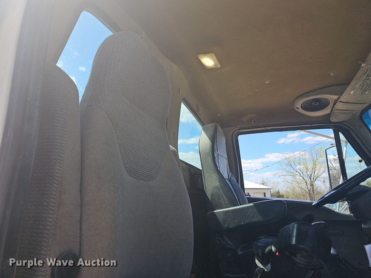 image for item MB9956 2001 Sterling LT9500  ready mix truck