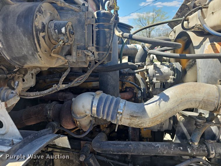 image for item MB9956 2001 Sterling LT9500  ready mix truck