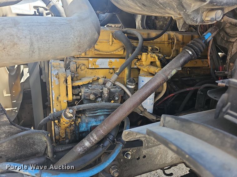 image for item MB9956 2001 Sterling LT9500  ready mix truck