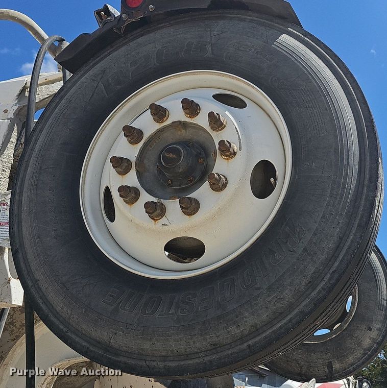 image for item MB9956 2001 Sterling LT9500  ready mix truck